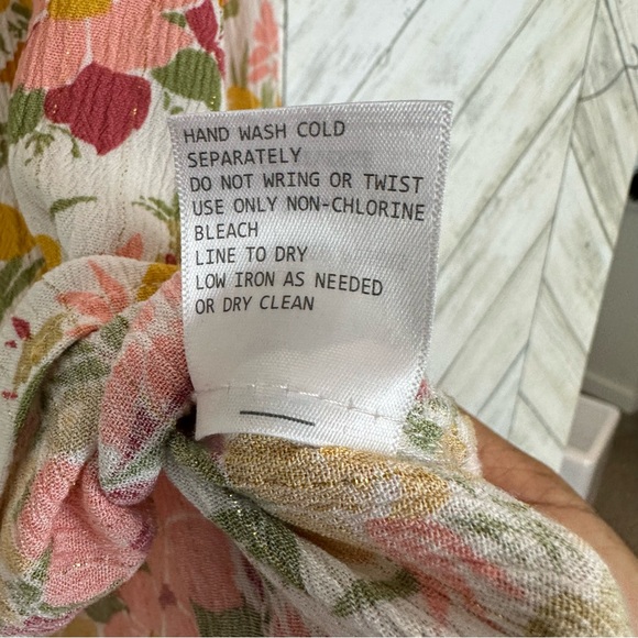 Joie Floral Peasant Blouse Size Large - Picture 6 of 6